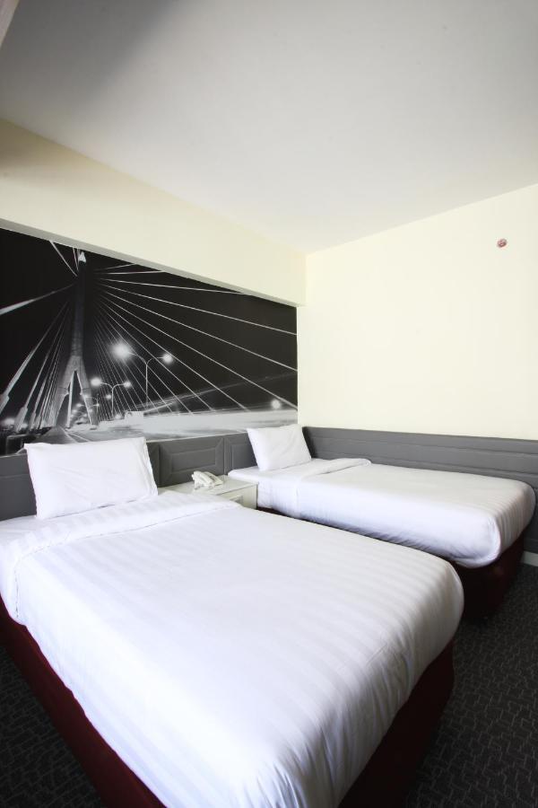 Royal Delight Hotel Bangkok Exteriör bild