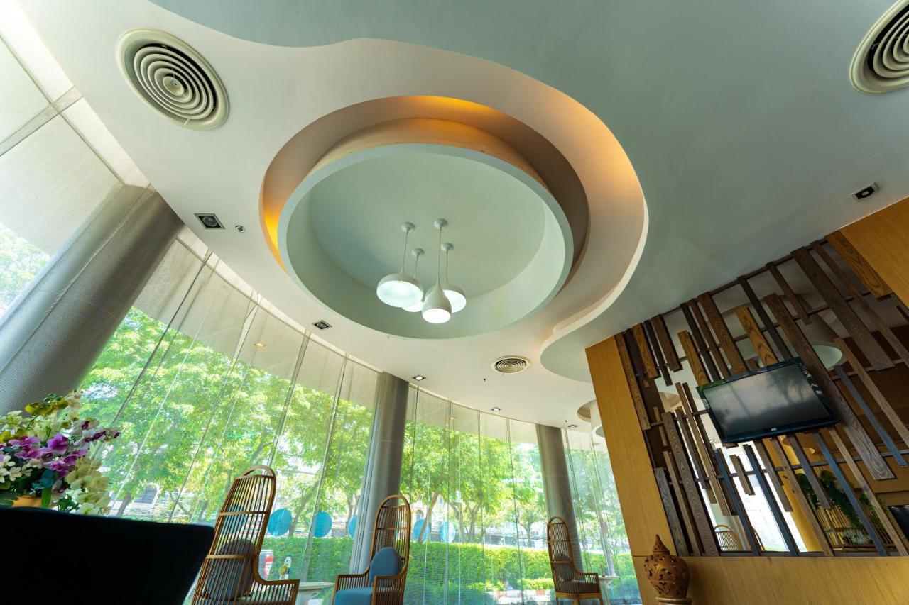 Royal Delight Hotel Bangkok Exteriör bild